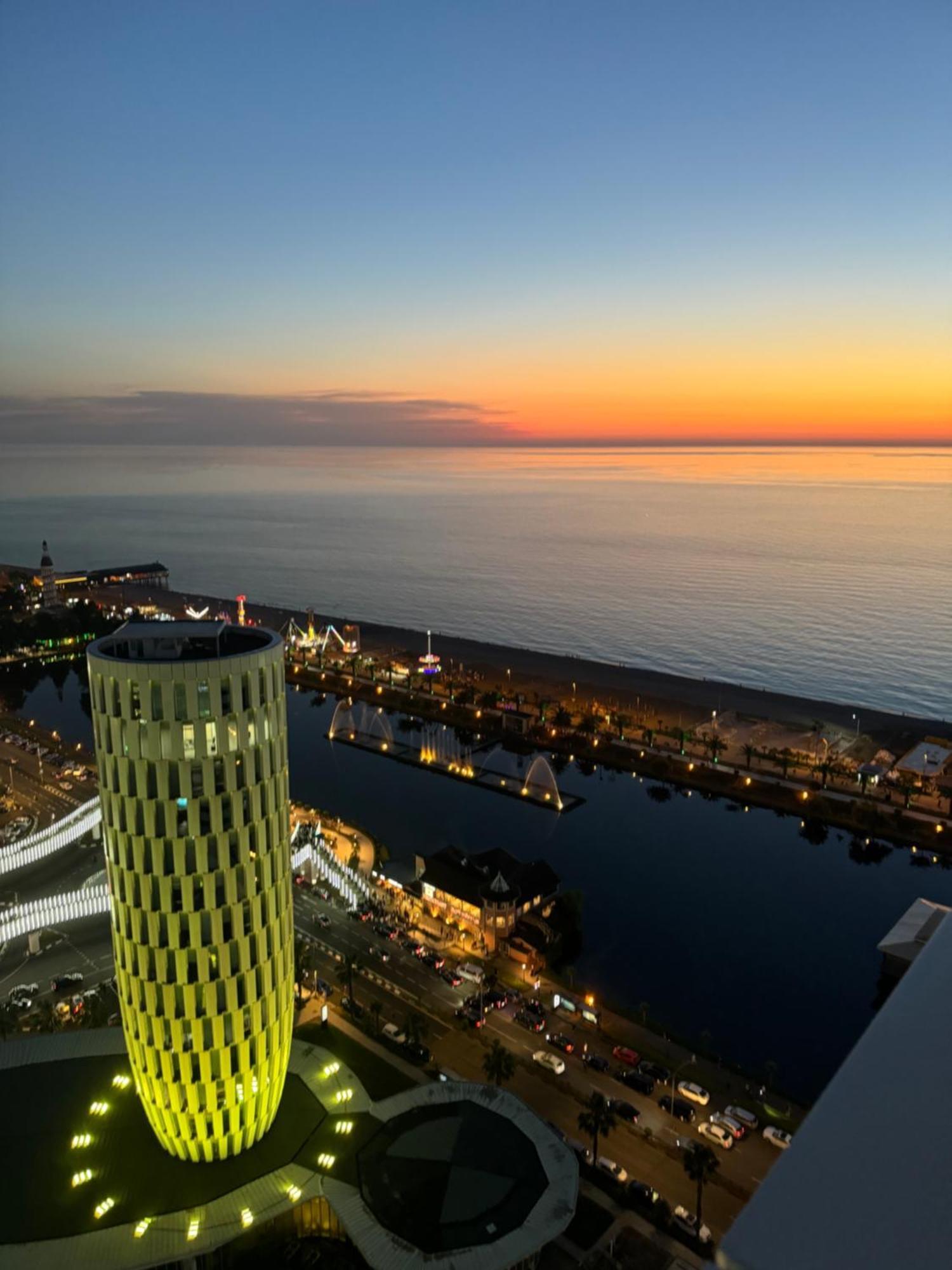 Alliance Palace Aparthotel By Marriott Batum Dış mekan fotoğraf